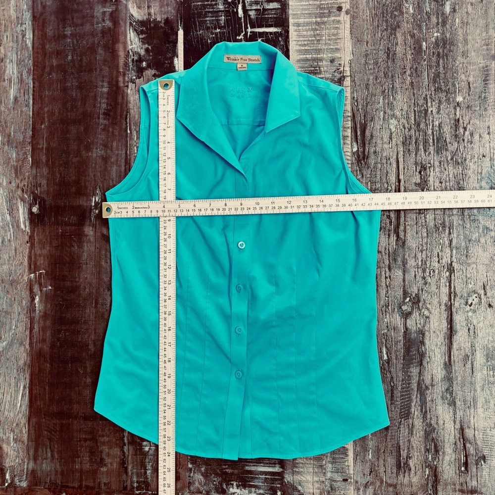 Alex Marie Wms Vibrant Turquoise Sleeveless Button Down Wrinkle Free Blouse 6 - Picture 3 of 8